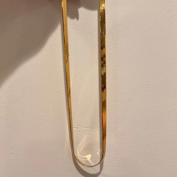 Mejuri Bold Hereingbone Chain Necklace Gold Vermeil NWT - Picture 5 of 6